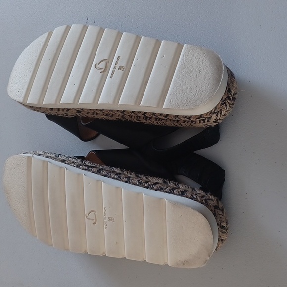 Kanna black leather womens wedge sandals with herringbone design, size 39 (8 1/2 - Picture 7 of 10